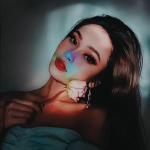 Meet your Posher, Annie